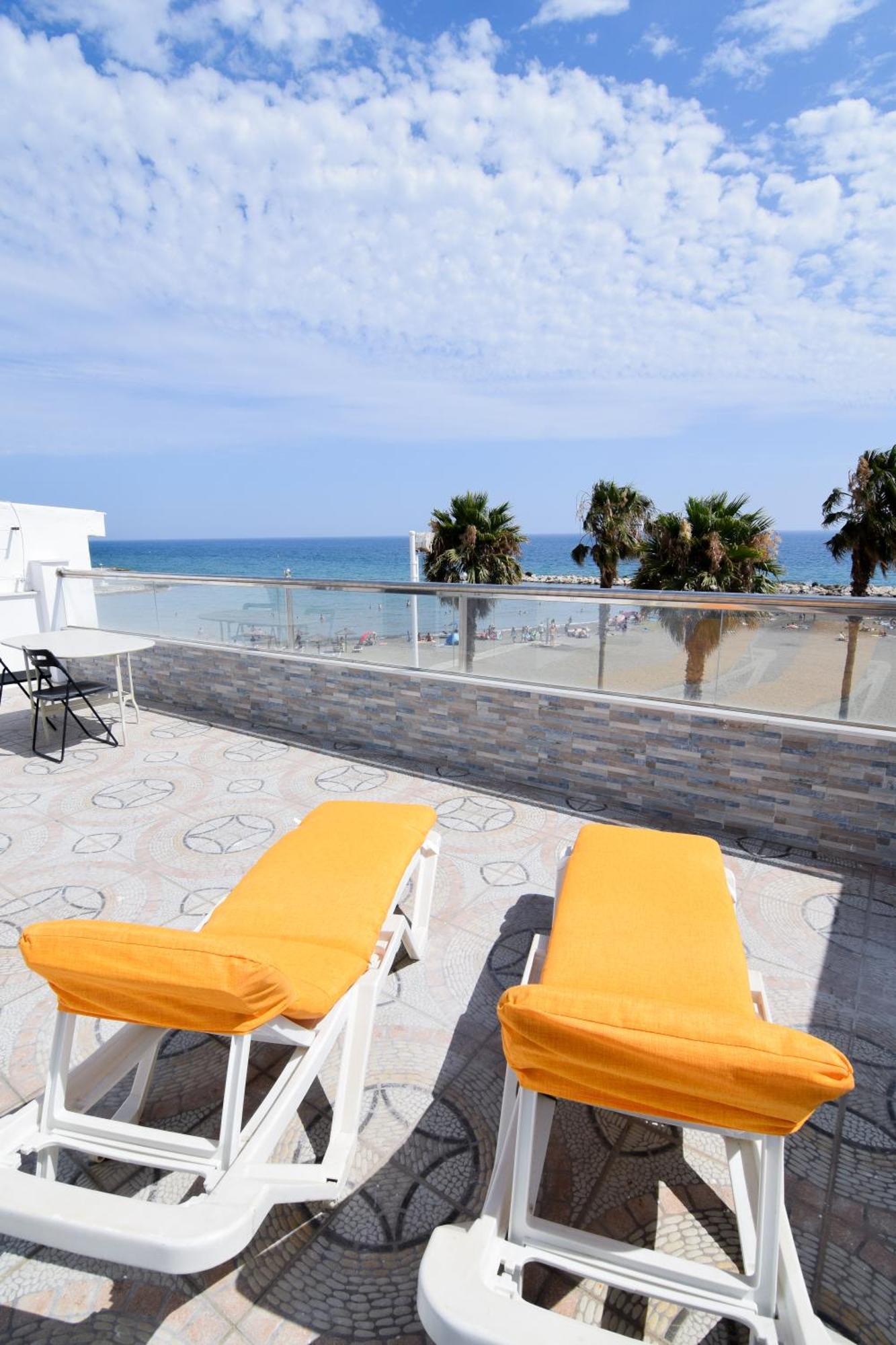 Appartement Letmalaga Cremades Seaside Extérieur photo